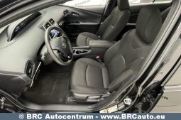 Toyota Prius 1.8 Hybrid Automatas 2019 full