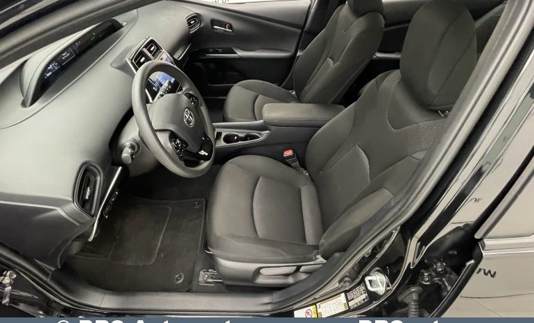 Toyota Prius 1.8 Hybrid Automatas 2019 full