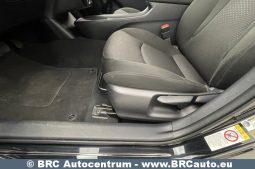 Toyota Prius 1.8 Hybrid Automatas 2019 full