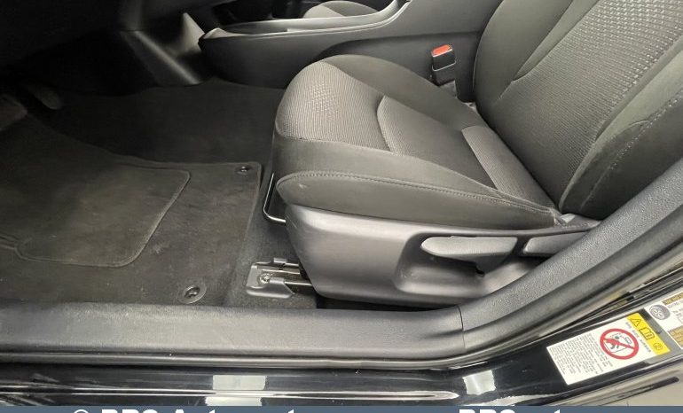 Toyota Prius 1.8 Hybrid Automatas 2019 full