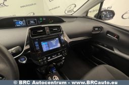 Toyota Prius 1.8 Hybrid Automatas 2019 full