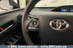 Toyota Prius 1.8 Hybrid Automatas 2019 full
