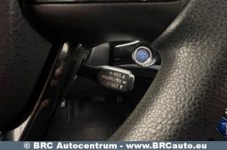 Toyota Prius 1.8 Hybrid Automatas 2019 full