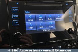 Toyota Prius 1.8 Hybrid Automatas 2019 full
