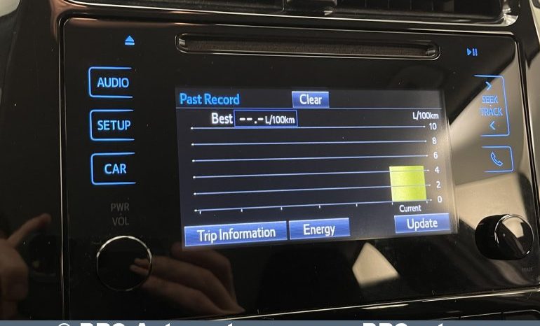 Toyota Prius 1.8 Hybrid Automatas 2019 full