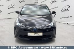 Toyota Prius 1.8 Hybrid Automatas 2019 full