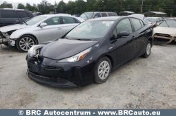 Toyota Prius 1.8 Hybrid Automatas 2019 full