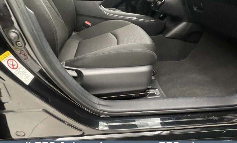 Toyota Prius 1.8 Hybrid Automatas 2019 full
