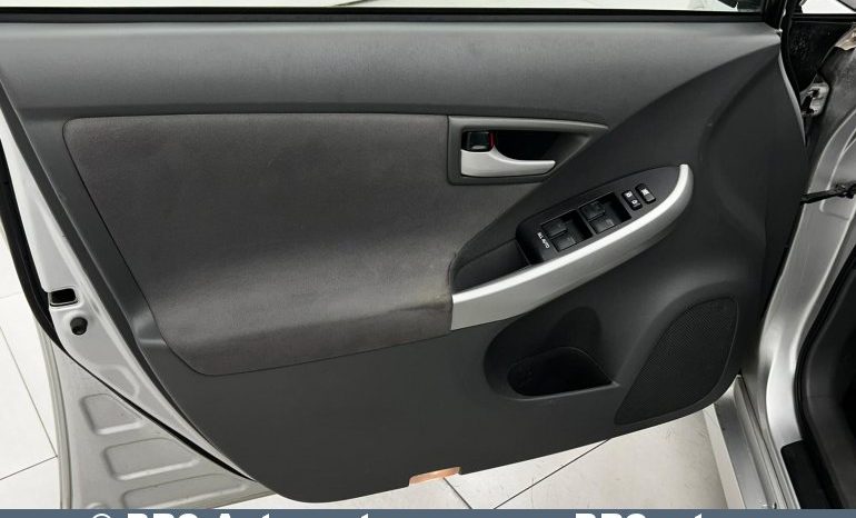 Toyota Prius 1.8 Hybrid Automatas 2010 full