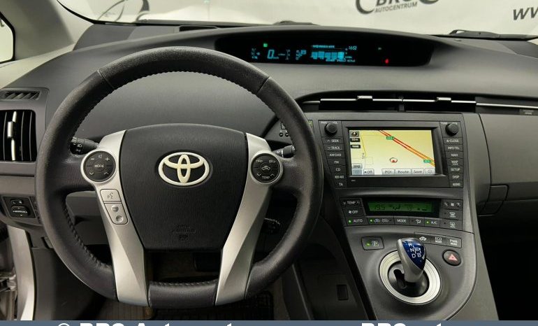 Toyota Prius 1.8 Hybrid Automatas 2010 full