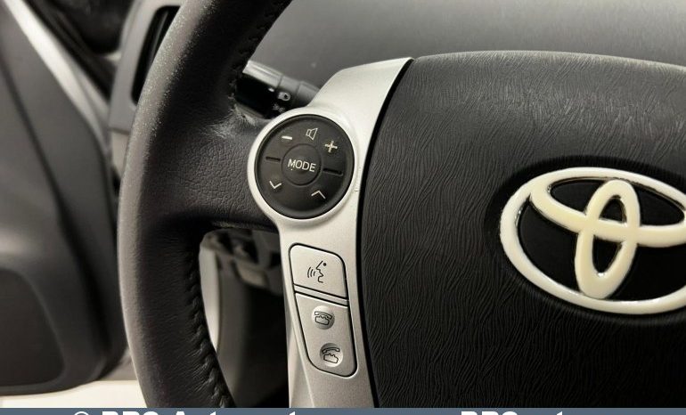 Toyota Prius 1.8 Hybrid Automatas 2010 full