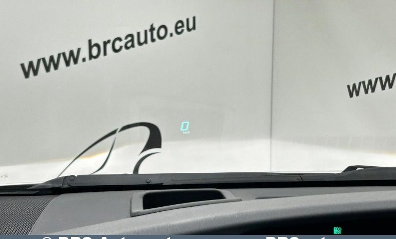 Toyota Prius 1.8 Hybrid Automatas 2010 full