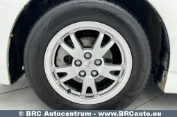 Toyota Prius 1.8 Hybrid Automatas 2010 full