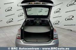 Toyota Prius 1.8 Hybrid Automatas 2010 full