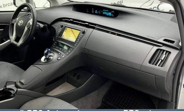 Toyota Prius 1.8 Hybrid Automatas 2010 full