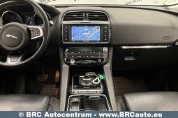 Jaguar F-Pace 25t Prestige AWD Automatas 2018 full