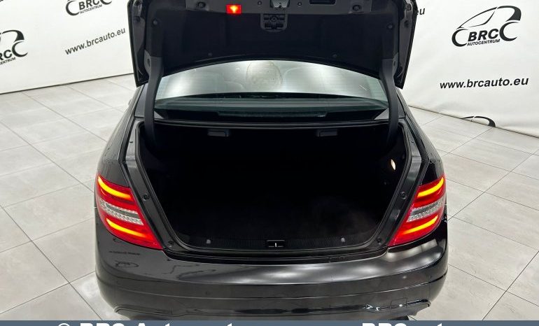 Mercedes-Benz C 350 V6 Automatas 2007 full