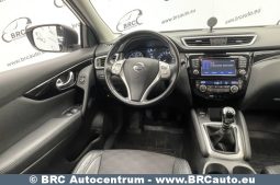 Nissan Qashqai 1.6 DIG-T 2015 full