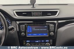 Nissan Qashqai 1.6 DIG-T 2015 full