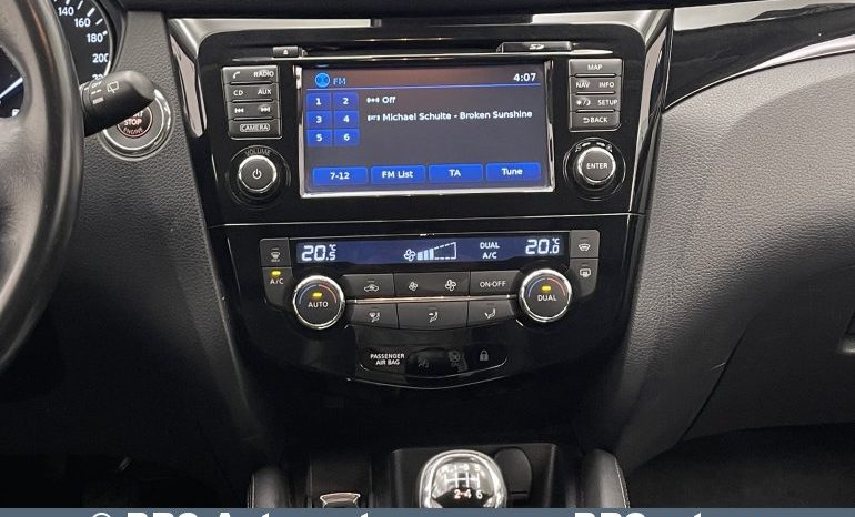 Nissan Qashqai 1.6 DIG-T 2015 full
