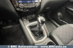 Nissan Qashqai 1.6 DIG-T 2015 full