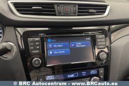 Nissan Qashqai 1.6 DIG-T 2015 full