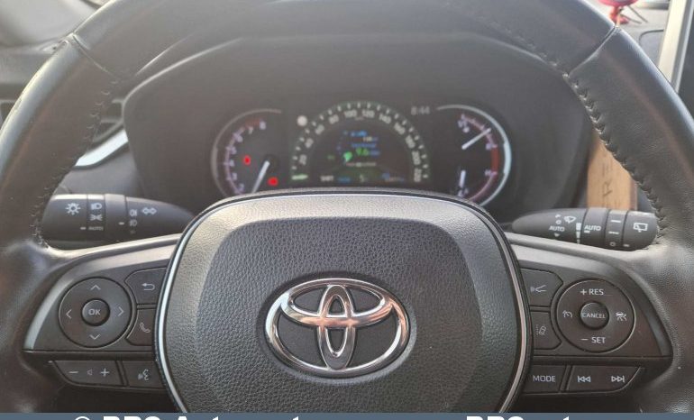 Toyota RAV 4 2.0i 2020 full