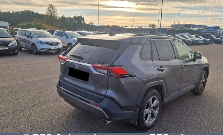 Toyota RAV 4 2.0i 2020 full