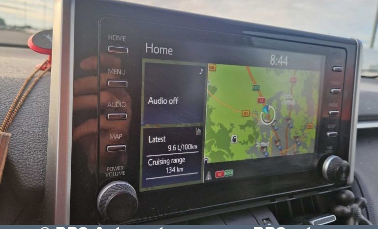 Toyota RAV 4 2.0i 2020 full