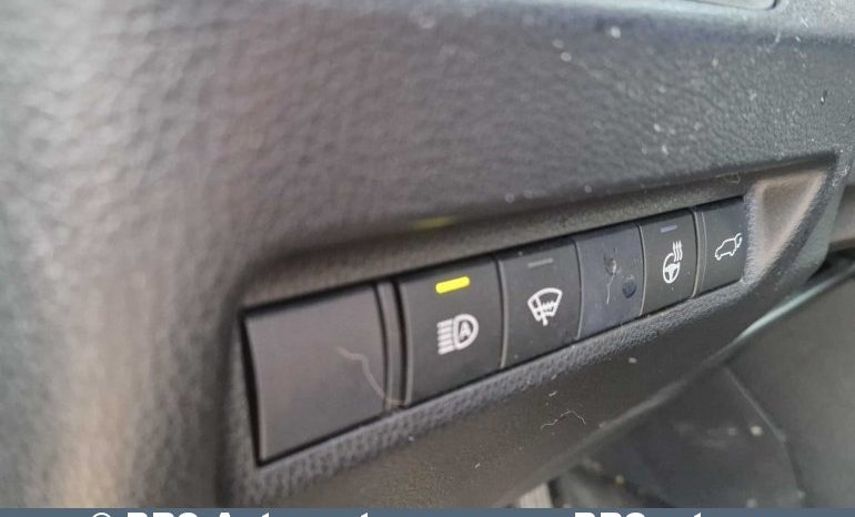 Toyota RAV 4 2.0i 2020 full