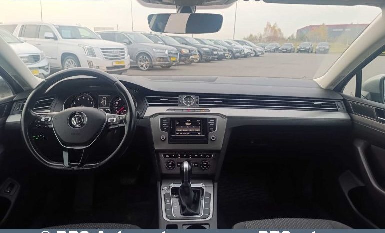 Volkswagen Passat 1.4 TSI Bluemotion Automatas 2017 full