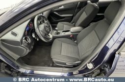 Mercedes-Benz A 180 D 2017 full