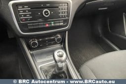 Mercedes-Benz A 180 D 2017 full