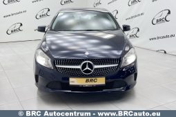 Mercedes-Benz A 180 D 2017 full