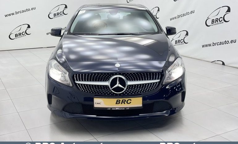 Mercedes-Benz A 180 D 2017 full