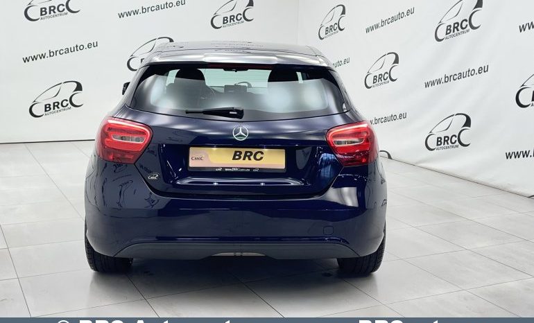 Mercedes-Benz A 180 D 2017 full