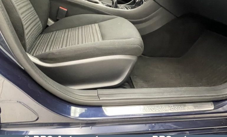 Mercedes-Benz A 180 D 2017 full