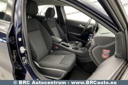 Mercedes-Benz A 180 D 2017 full