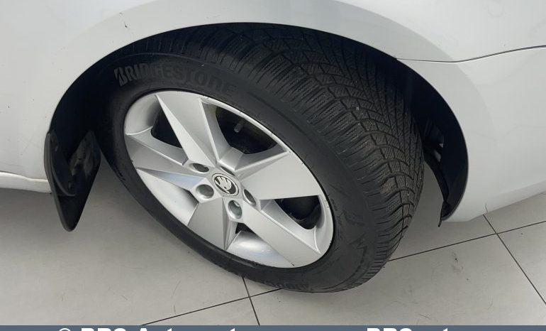 Skoda Octavia 1.4 TSI Automatas 2016 full