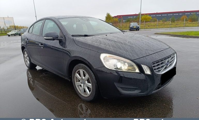 Volvo S60 D4 2013 full