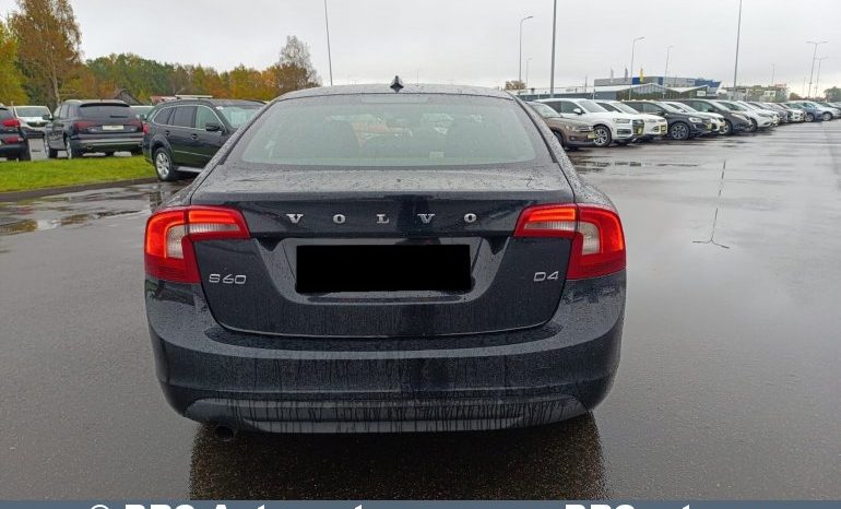 Volvo S60 D4 2013 full