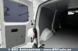 Volkswagen Transporter 2.0 TDI 4Motion 2015 full