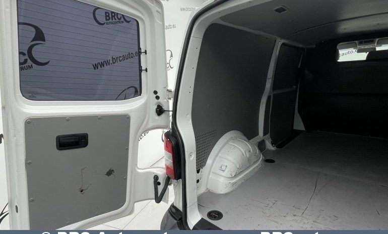 Volkswagen Transporter 2.0 TDI 4Motion 2015 full