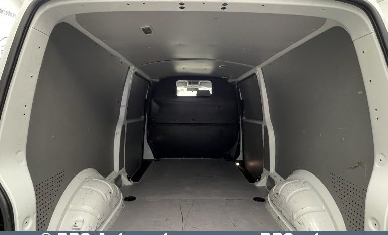 Volkswagen Transporter 2.0 TDI 4Motion 2015 full