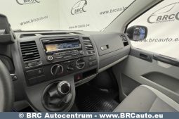 Volkswagen Transporter 2.0 TDI 4Motion 2015 full