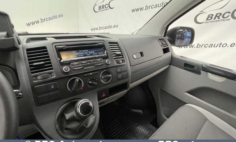 Volkswagen Transporter 2.0 TDI 4Motion 2015 full