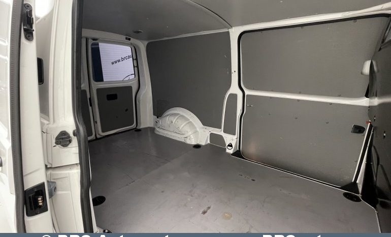 Volkswagen Transporter 2.0 TDI 4Motion 2015 full