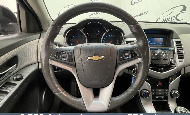 Chevrolet Cruze 2.0D LT 2010 full