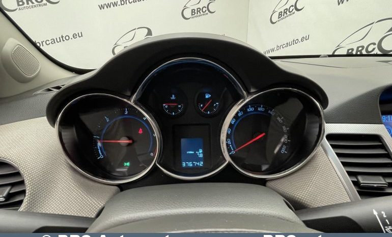 Chevrolet Cruze 2.0D LT 2010 full