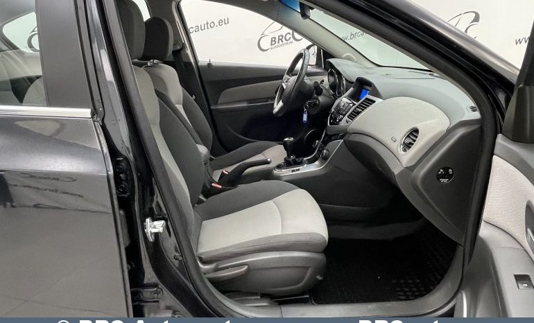 Chevrolet Cruze 2.0D LT 2010 full